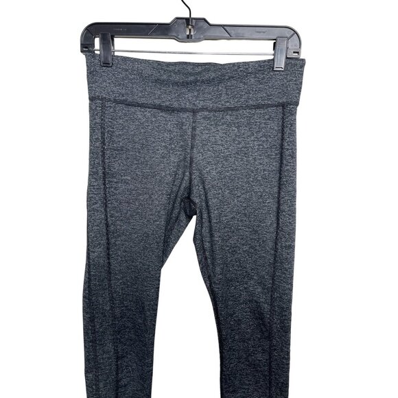 Under Armour Medium Gray Black Cropped Yoga Leggings - Picture 2 of 12